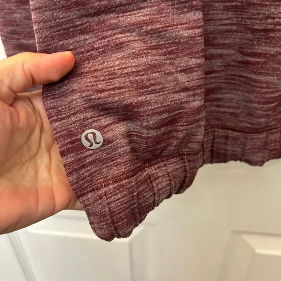 Lululemon Healthy Heart Pullover II size 8 - Picture 4 of 5